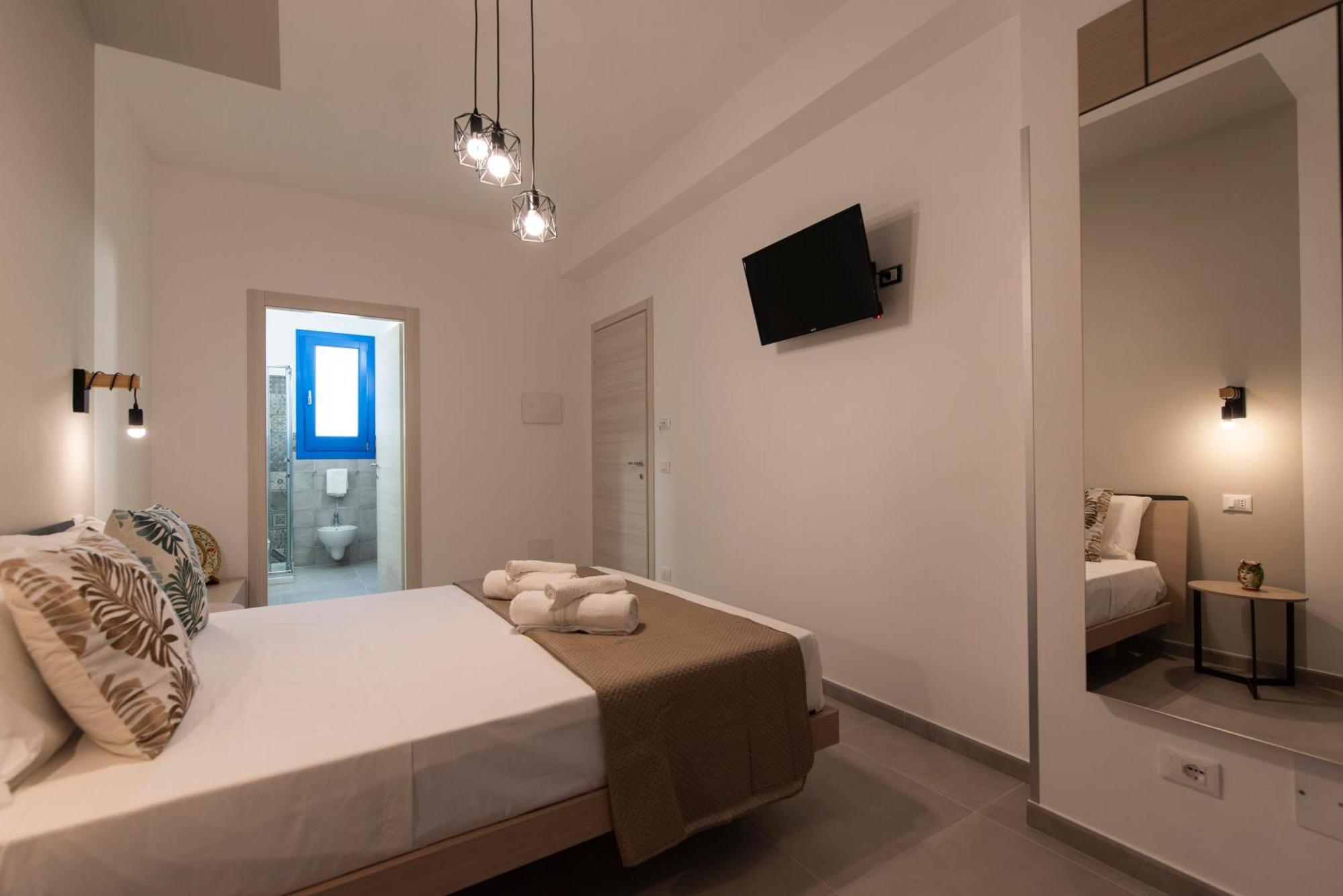 Bed And Breakfast Da Francesca Castelluzzo Buitenkant foto