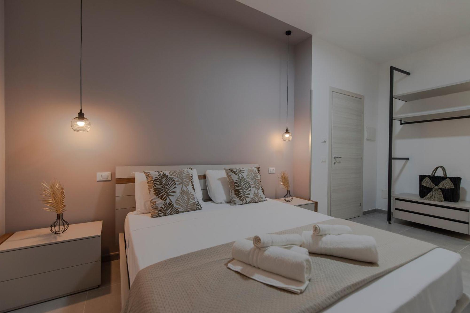 Bed And Breakfast Da Francesca Castelluzzo Buitenkant foto
